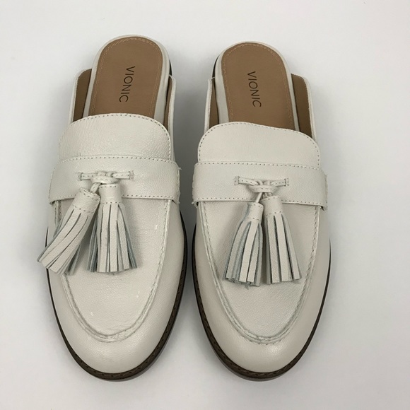 Vionic • Flaw Reagan Mules - Picture 3 of 8